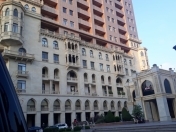 Satılır 4 otaqlı 261 m2 yeni tikili Sahil m.