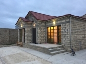 Satılır 4 otaqlı 120 m2 bağ evi Türkan