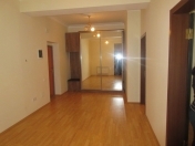 İcarəyə verilir 2 otaqlı 100 m2 yeni tikili 20 yanvar m.