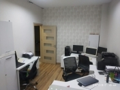 Satılır 6 otaqlı 132 m2 ofis Nəsimi r.