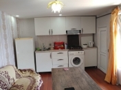 İcarəyə verilir 2 otaqlı 40 m2 köhnə tikili Elmlər Akademiyası m.