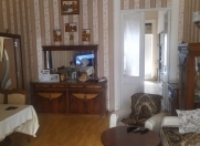 Satılır 3 otaqlı 80 m2 köhnə tikili 28 May m.