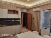 Satılır 3 otaqlı 150 m2 yeni tikili Gənclik m.