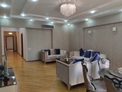 Satılır 4 otaqlı 185 m2 yeni tikili 28 May m.