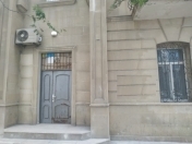 İcarəyə verilir 11 otaqlı 450 m2 ofis 28 May m.