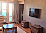 Satılır 4 otaqlı 80 m2 köhnə tikili Azadlıq prospekti m.
