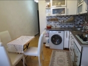 Satılır 1 otaqlı 45 m2 köhnə tikili 8 mkr