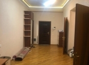 Satılır 4 otaqlı 192 m2 yeni tikili 28 May m.