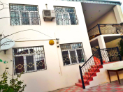 Satılır 6 otaqlı 220 m2 həyət evi Binəqədi
