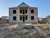 Satılır 7 otaqlı 272 m2 həyət evi Türkan