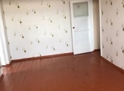 Satılır 2 otaqlı 45 m2 köhnə tikili Lökbatan