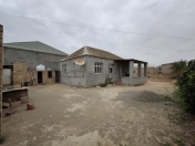 Satılır 3 otaqlı 100 m2 həyət evi Binə