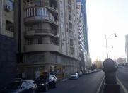 İcarəyə verilir 3 otaqlı 100 m2 ofis Şah İsmayıl Xətai m.