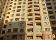 Satılır 4 otaqlı 172 m2 yeni tikili 7 mkr