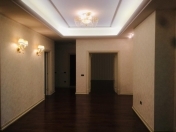 Satılır 5 otaqlı 251 m2 yeni tikili Sahil m.