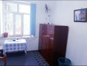 İcarəyə verilir 1 otaqlı 85 m2 köhnə tikili Nəriman Nərimanov m.