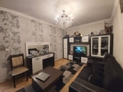 Satılır 4 otaqlı 110 m2 köhnə tikili 8 mkr