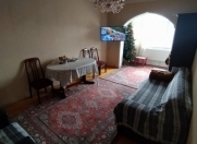 Satılır 4 otaqlı 110 m2 köhnə tikili İnşaatçılar m.