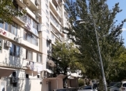 Satılır 4 otaqlı 100 m2 köhnə tikili 8 mkr