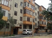 Satılır 2 otaqlı 58 m2 köhnə tikili Memar Əcəmi m.