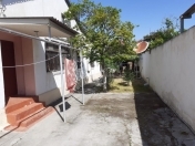 Satılır 3 otaqlı 120 m2 həyət evi Bakıxanov