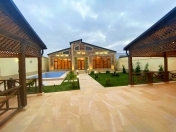 Satılır 4 otaqlı 180 m2 bağ evi Mərdəkan