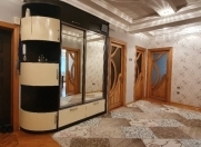 Satılır 4 otaqlı 165 m2 yeni tikili Qara Qarayev m.