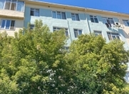 Satılır 3 otaqlı 80 m2 köhnə tikili 1 mkr