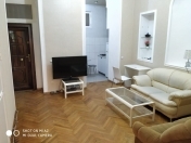 İcarəyə verilir 2 otaqlı 50 m2 köhnə tikili Sahil m.