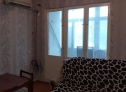 Satılır 2 otaqlı 50 m2 köhnə tikili 1 mkr