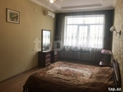 Satılır 3 otaqlı 65 m2 köhnə tikili 1 mkr