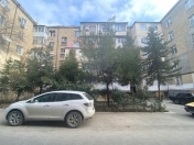 Satılır 3 otaqlı 75 m2 köhnə tikili Dövlət Statistika Komitəsi