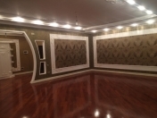 Satılır 4 otaqlı 213 m2 yeni tikili Nizami m.