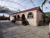 Satılır 5 otaqlı 204 m2 həyət evi Binə
