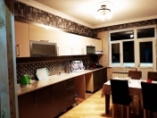 İcarəyə verilir 3 otaqlı 150 m2 yeni tikili Gəncə