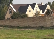 Satılır 4 otaqlı 200 m2 bağ evi Quba