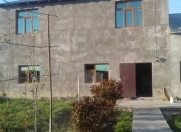 Satılır 5 otaqlı 180 m2 bağ evi Şəki