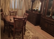 Satılır 3 otaqlı 68 m2 köhnə tikili Nizami m.