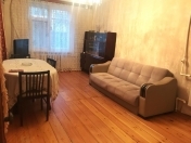 Satılır 2 otaqlı 60 m2 köhnə tikili Əhmədli