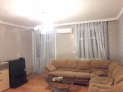 İcarəyə verilir 2 otaqlı 45 m2 köhnə tikili 28 May m.