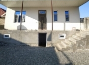 Satılır 4 otaqlı 190 m2 həyət evi Binə