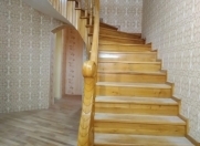 Satılır 6 otaqlı 370 m2 villa Azneft meydanı