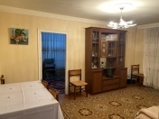 İcarəyə verilir 2 otaqlı 75 m2 köhnə tikili Avropa otel