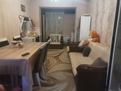 Satılır 2 otaqlı 44 m2 köhnə tikili Həzi Aslanov