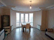 Satılır 3 otaqlı 101 m2 yeni tikili Alatava 1