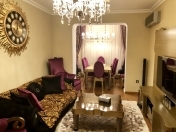 Satılır 3 otaqlı 75 m2 köhnə tikili Axundov bağı