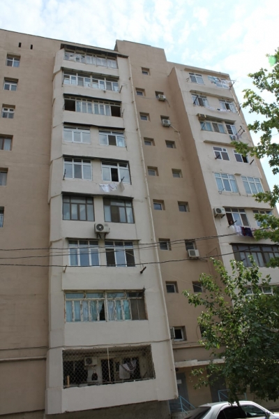 Satılır 5 otaqlı 105 m2 köhnə tikili Əhmədli