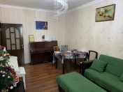 Satılır 3 otaqlı 65 m2 köhnə tikili Y.Günəşli