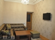 İcarəyə verilir 3 otaqlı 80 m2 köhnə tikili Dostluq kinoteatrı