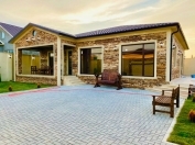 Satılır 4 otaqlı 170 m2 bağ evi Mərdəkan
